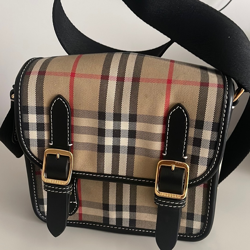 Authentic Kids Messenger Bag